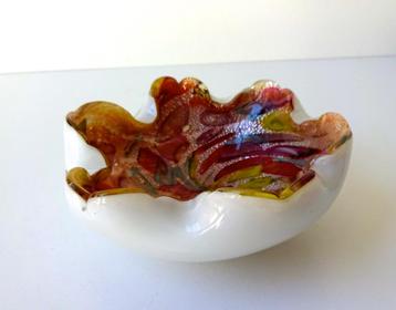 Glazen schaal oranje rood groen zilverdeeltjes Murano 3322-s beschikbaar voor biedingen