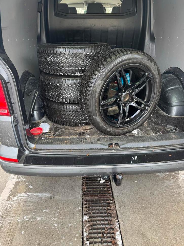 BMW velgen ZGAN Set Spaak Velgen met pirreli Winterband BMW, Auto-onderdelen, Banden en Velgen, Banden en Velgen, Winterbanden