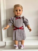 Handgemaakt: Jurkje American girl doll Samantha, Verzamelen, Poppen, Ophalen of Verzenden, Nieuw, Kleertjes