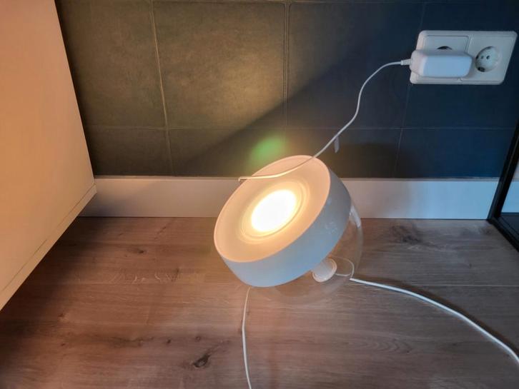 Philips Hue Vloerlamp - Kleurrijk & Instelbaar, Huis en Inrichting, Lampen | Losse lampen, Ophalen of Verzenden