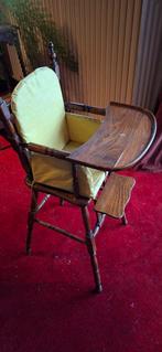 Vintage Kinderstoel met Eetblad, Kinderen en Baby's, Kinderstoelen, Ophalen, Gebruikt, Overige typen, Afneembaar eetblad