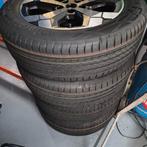 Dacia duster velgen met banden 18 inch, Ophalen, 18 inch, 215 mm, Band(en)