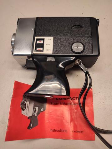 Super 8 camera  beschikbaar voor biedingen