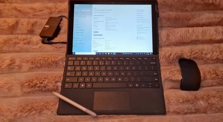 Microsoft Surface Pen – nauwkeurig en drukgevoelig”, Computers en Software, Windows Laptops, Ophalen of Verzenden