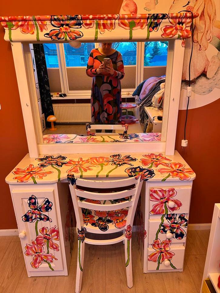 Make-up tafel / kaptafel/ bureau met spiegel, Huis en Inrichting, Tafels | Kaptafels, Gebruikt, 150 tot 200 cm, 100 tot 150 cm