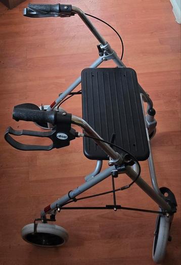 ROLLATOR  beschikbaar voor biedingen