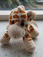 Girafje van Hema zacht velours meet ca 14 cm zwart gebor-, Ophalen of Verzenden, Zo goed als nieuw