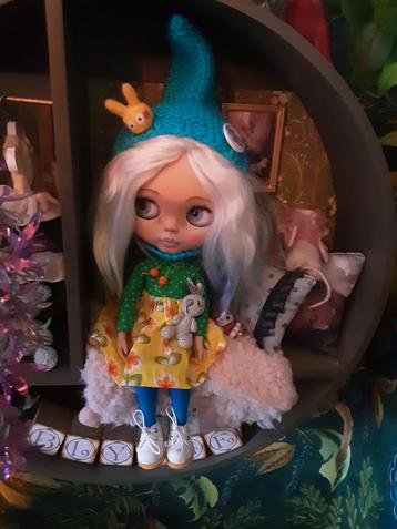 Custom blythe doll Ivy Rae beschikbaar voor biedingen