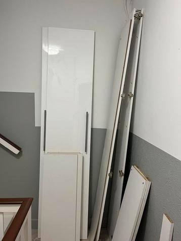 Pax Kast - 100x35x236