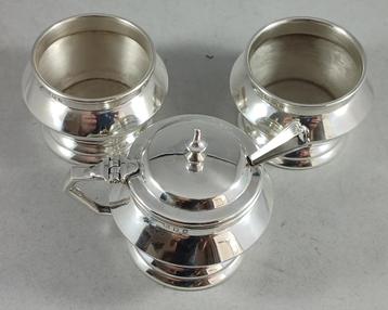 Zilveren mosterd- en zoutvaatjes antiek 925 zilver beschikbaar voor biedingen