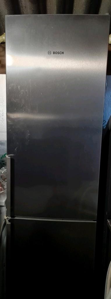 Bosch koel diepvries combi  grijs, Witgoed en Apparatuur, Koelkasten en IJskasten, Gebruikt, Met aparte vriezer, 200 liter of meer