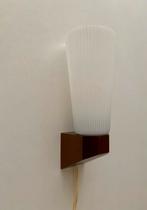 Philips 60s wall lamp vintage silence of the lamps, Huis en Inrichting, Lampen | Wandlampen, Ophalen of Verzenden, Gebruikt, Glas