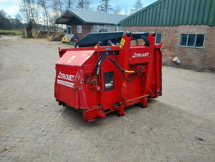 Trioliet masterbuster voerbak, Doe-het-zelf en Verbouw, Overige Doe-het-zelf en Verbouw, Gebruikt, Ophalen