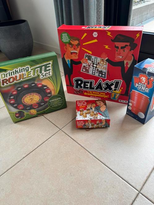Set van vier drankspellen, Hobby en Vrije tijd, Gezelschapsspellen | Kaartspellen, Gebruikt, Ophalen