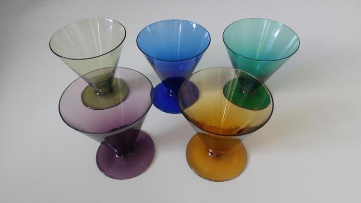 Carnaval Vruchtensap-K6 glazen, Antiek en Kunst, Antiek | Glas en Kristal, Ophalen of Verzenden