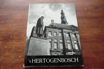 boek - 's-Hertogenbosch - 1960 - Martien Coppens / Den Bosch beschikbaar voor biedingen