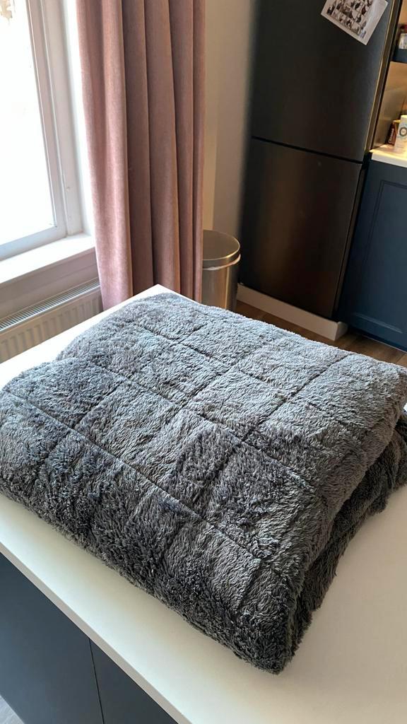 Verzwaringsdeken, Huis en Inrichting, Woonaccessoires | Plaids en Woondekens, Zo goed als nieuw, Ophalen