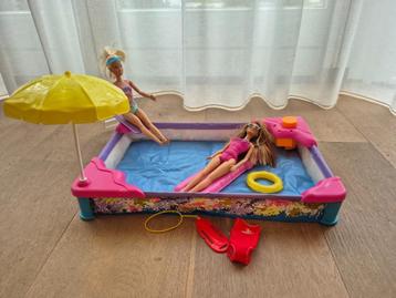 Barbie zwembad beschikbaar voor biedingen
