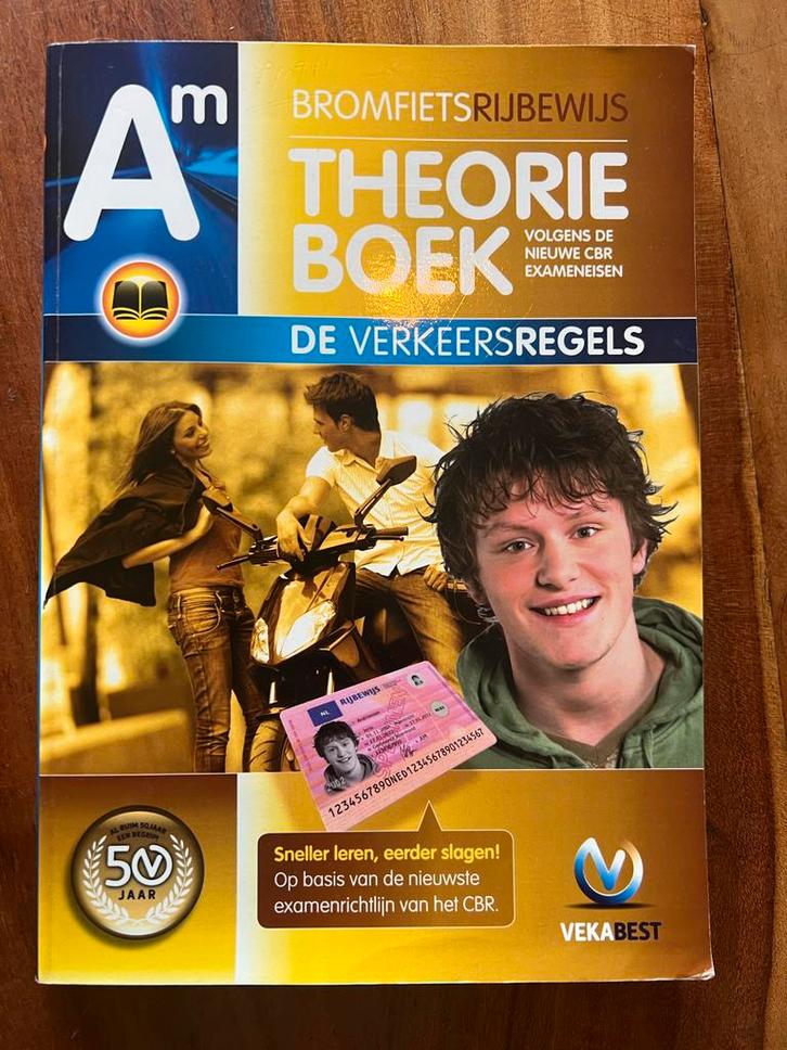Theorieboek AM scooterrijbewijs, Boeken, Schoolboeken, Zo goed als nieuw, Nederlands, Overige niveaus, Ophalen of Verzenden