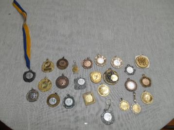 25 medailles atletiek beschikbaar voor biedingen