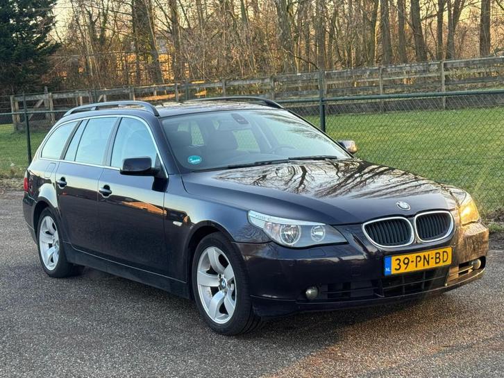 BMW 5-serie Touring 525i Executive /Automaat/Airco/Cruise/, Auto's, BMW, Bedrijf, Te koop, 5-Serie, ABS, Airconditioning, Alarm