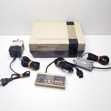  Nintendo NES – De klassieker die gaming groot maakte! beschikbaar voor biedingen