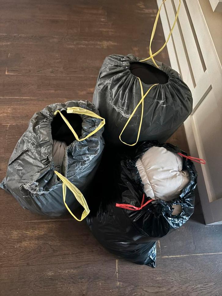 3 zakken diverse kleding maat xs/s, Kleding | Dames, Dames-kledingpakketten, Zo goed als nieuw, Maat 34 (XS) of kleiner, Ophalen