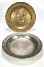 965. Aalmoesschaal en bord, 19e eeuw, Antiek en Kunst, Antiek | Wandborden en Tegels, Ophalen of Verzenden