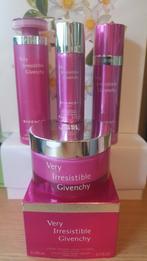 Givenchy VERY IRRESISTIBLE Luxe Set Bodyproducten, Verzenden, Nieuw