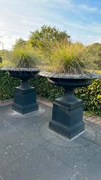 Gietijzeren schalen/ bloembakken. Twee stuks, Ophalen, Zo goed als nieuw
