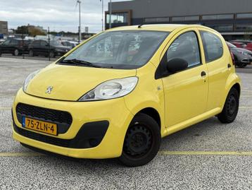 Peugeot 107 1.0 Access Accent 5DEUR AIRCO NAP beschikbaar voor biedingen