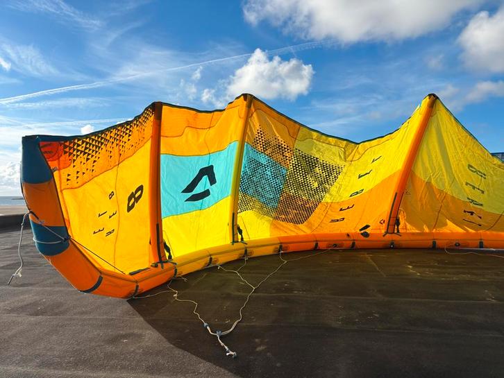 Duotone Rebel 8m Kite, geen reparaties gehad, Watersport en Boten, Kitesurfen, Gebruikt, Kite, 8 m², Geen board, Ophalen of Verzenden