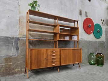 Vintage Jaren 60 Wandmeubel Mid Century Design Vitrinekast 3 beschikbaar voor biedingen
