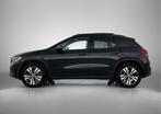 Mercedes-Benz GLA 200 Luxury line | Night pakket | Trekhaak, 12 maanden, 15 km/l, 4 cilinders, Leder en Stof