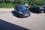 Volkswagen Golf 1.2 TSI Tour CRUISE CARPLAY AIRCO (bj 2010), Voorwielaandrijving, Stof, Gebruikt, Zwart