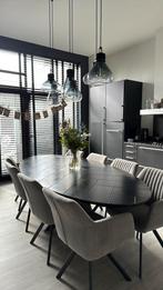 Ovale eettafel met visgraat motief 260x120cm, Huis en Inrichting, Ophalen, Gebruikt, 100 tot 150 cm, 200 cm of meer