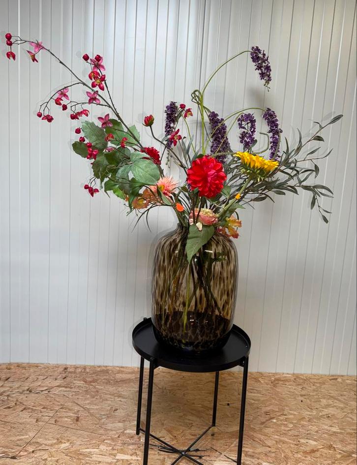 Mooie Bloemenvaas vase the world Cheetah Smoke, Huis en Inrichting, Woonaccessoires | Vazen, Nieuw, Overige kleuren, Minder dan 50 cm