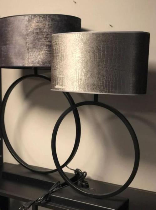 Diga Colmore Design Tafellamp 30x7x44 cm Cirkel mat zwart, Huis en Inrichting, Lampen | Tafellampen, Nieuw, Minder dan 50 cm, Metaal