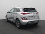 Hyundai Kona EV Pure 64 kWh | Nieuw uit voorraad leverbaar |, Auto's, Hyundai, 15 min, Stof, Parkeersensor, Met garantie (alle)