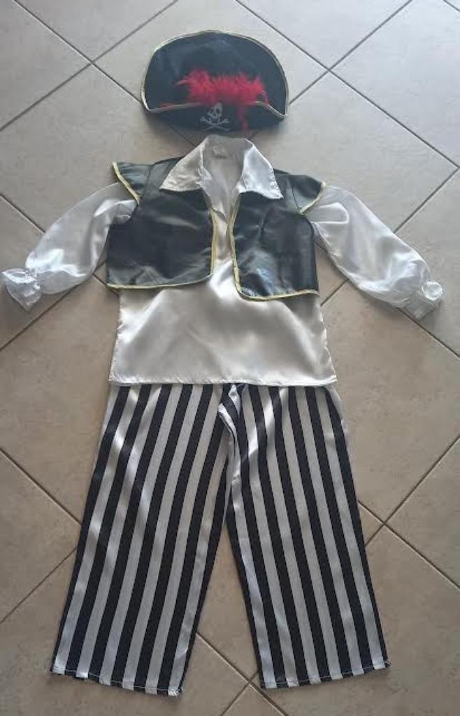 verkleedpak Piraat m 140, Kinderen en Baby's, Carnavalskleding en Verkleedspullen, Zo goed als nieuw, Jongen of Meisje, 134 t/m 140