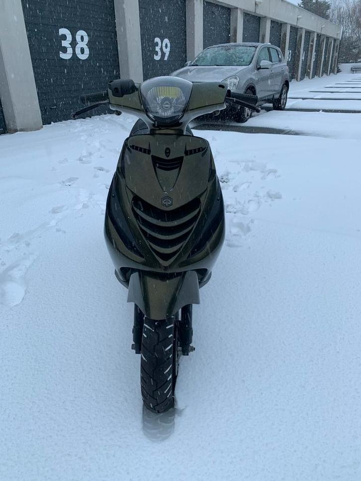 Zip iget 4t euro4, Fietsen en Brommers, Scooters | Piaggio, Zo goed als nieuw, Zip, Maximaal 45 km/u, Benzine, Ophalen of Verzenden