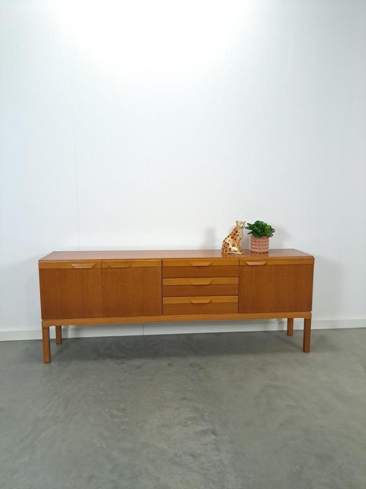 Teak design Palette Möbelwerk dressoir, vintage sideboard, Huis en Inrichting, Kasten | Dressoirs, Gebruikt, 200 cm of meer, 25 tot 50 cm
