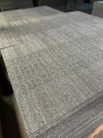 Tapijttegels 50x50 cm grijs (250m2 aanwezig), Ophalen, Gebruikt, Q, 75 m² of meer