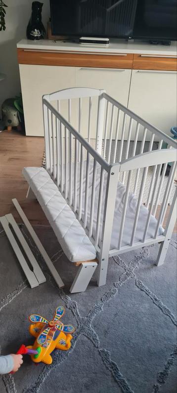 Wit Ledikant - Zo goed als nieuw! beschikbaar voor biedingen