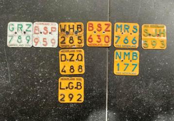 Bromfietsplaatjes,verzekeringplaatjes,1960,1970,1980,RETRO beschikbaar voor biedingen