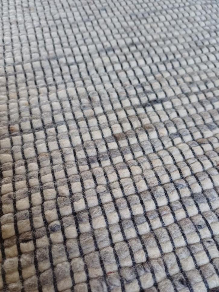 wollen vloerkleed, Huis en Inrichting, Stoffering | Tapijten en Kleden, Gebruikt, 150 tot 200 cm, 200 cm of meer, Rechthoekig