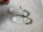 Alexander mcqueen, Kleding | Dames, Schoenen, Wit, Ophalen of Verzenden, Sneakers of Gympen, Gedragen