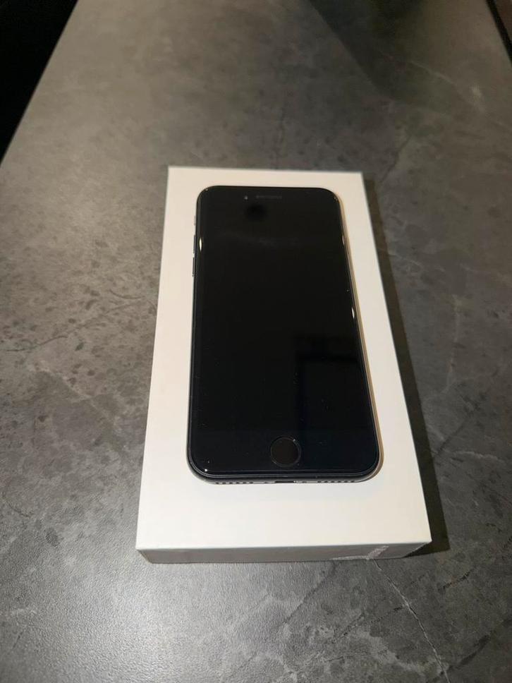 iPhone SE 2e Generatie, Telecommunicatie, Mobiele telefoons | Apple iPhone, Zo goed als nieuw, 64 GB, Zonder abonnement, Zonder simlock