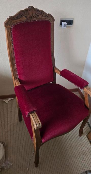 Antieke Voltaire Fauteuil kroonstoel - Rode Fluweel beschikbaar voor biedingen