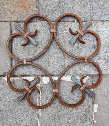 Smeedijzer ornament. 59 x 59 cm beschikbaar voor biedingen